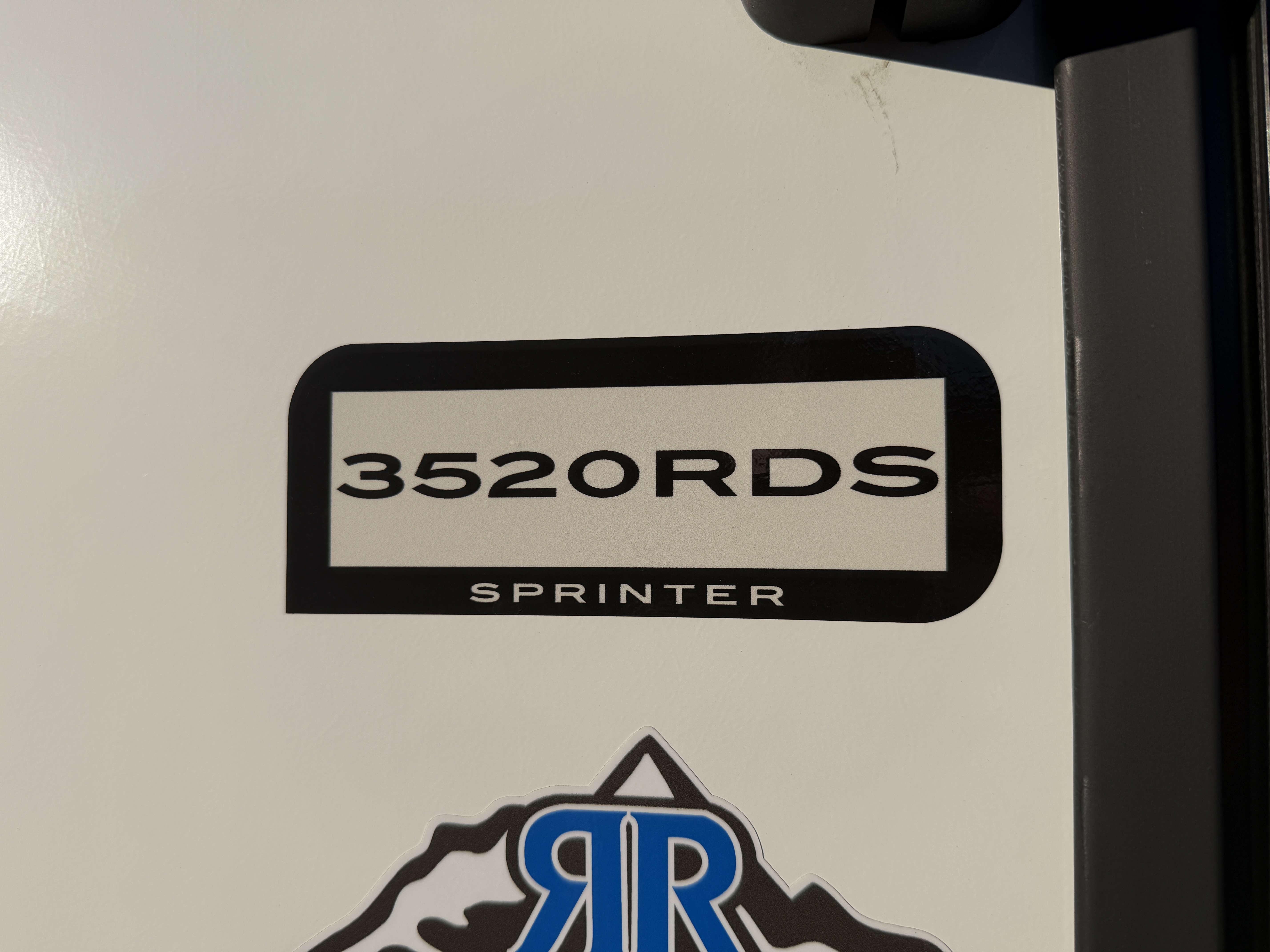 2026 Keystone Sprinter 3520RDS - Image 6