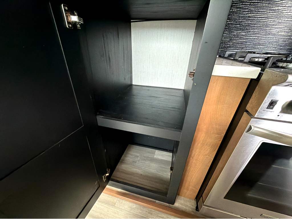 2021 HEARTLAND BIGHORN 3300DL - Image 20