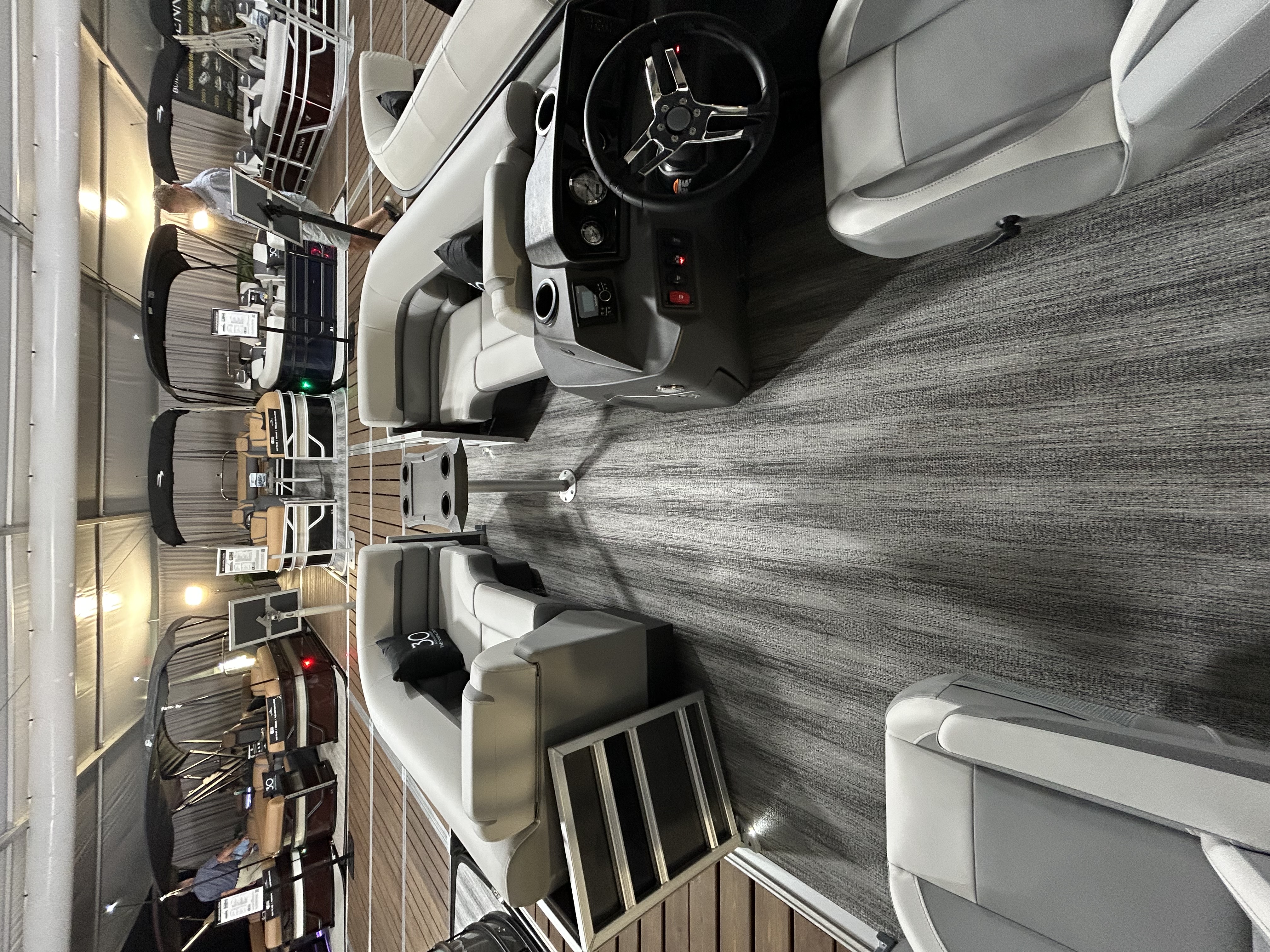 2027 Bennington 22 S Stern Radius - Quad Bench RES - Image 3