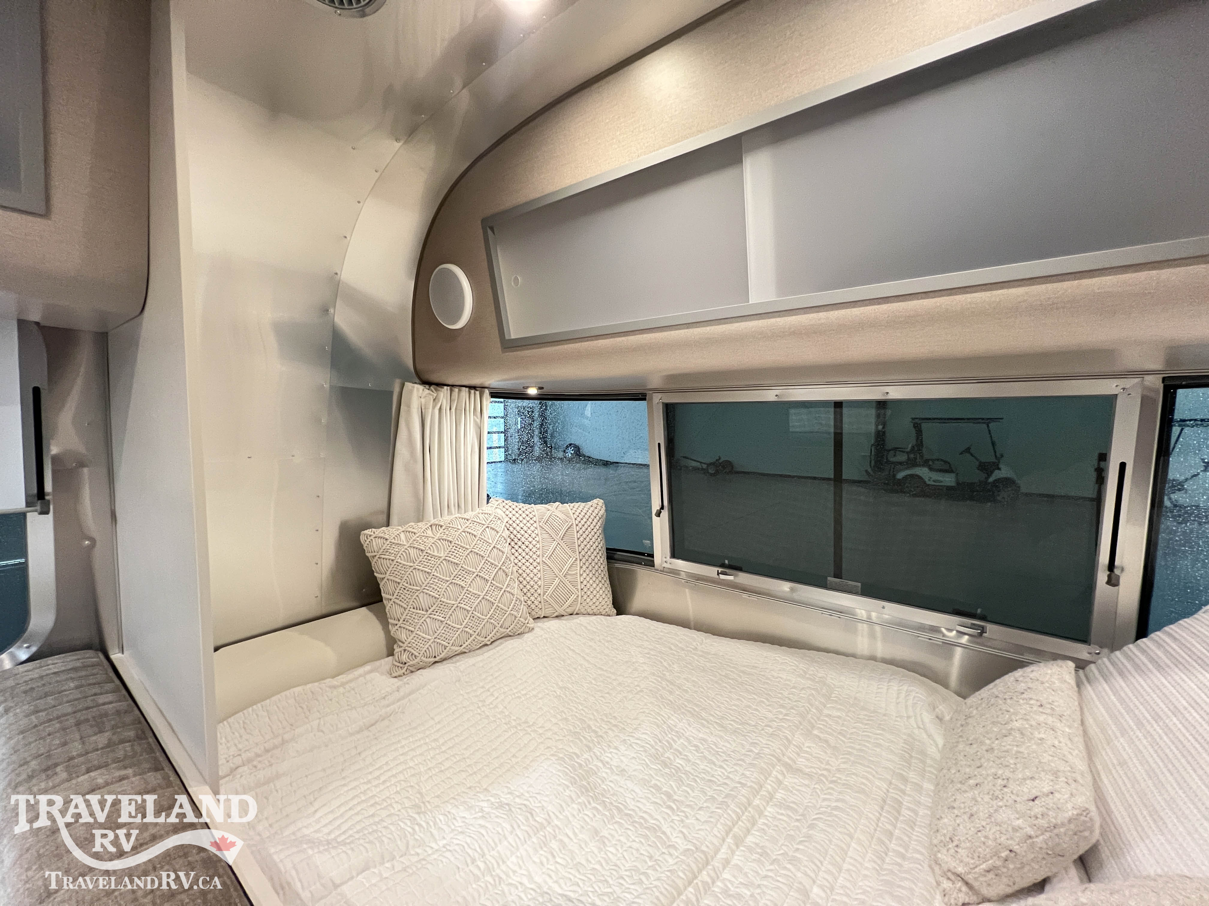 2026 Airstream Caravel 20FB - Image 12
