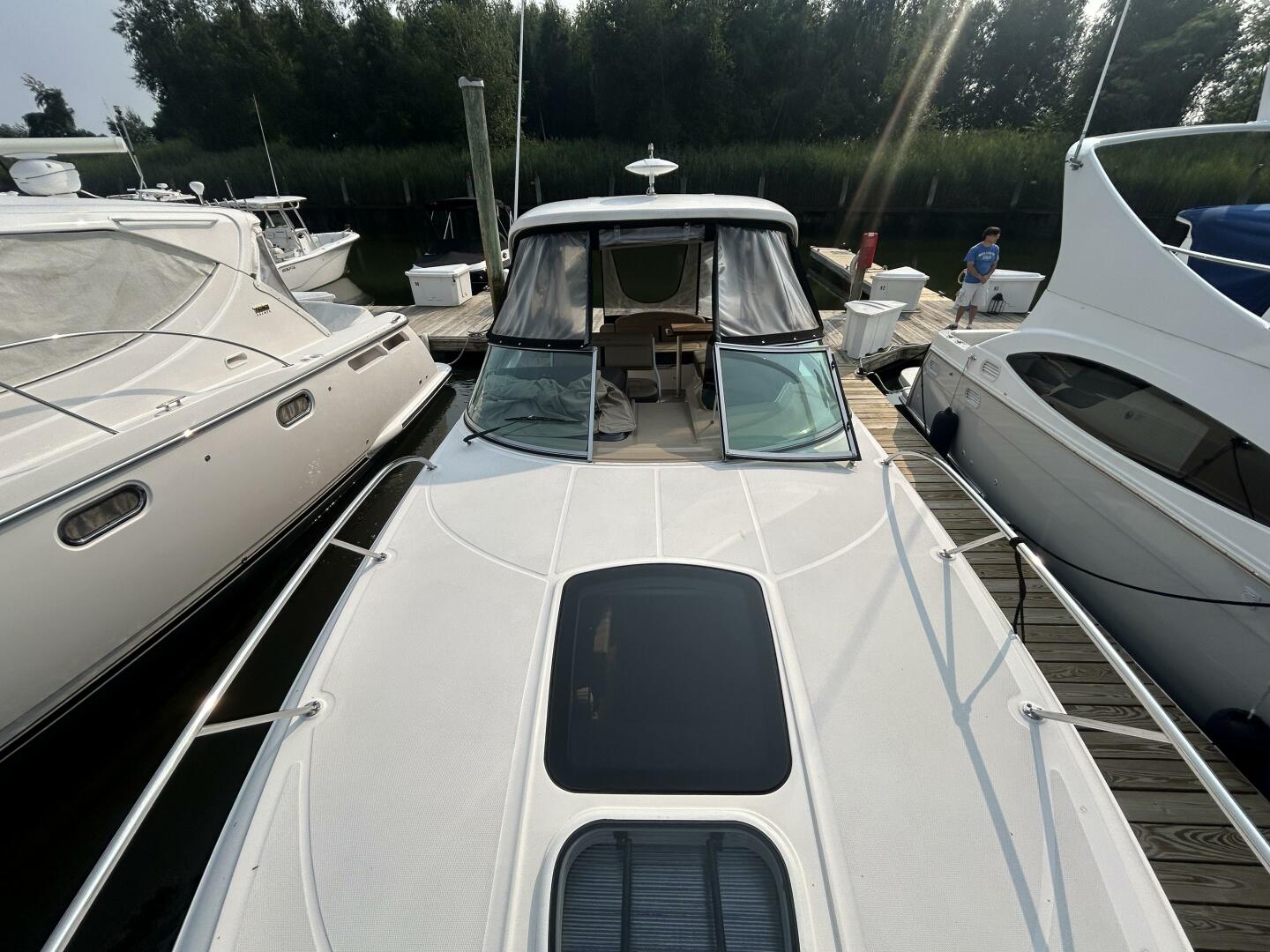 2016 Sea Ray 310 Sundancer - Image 22