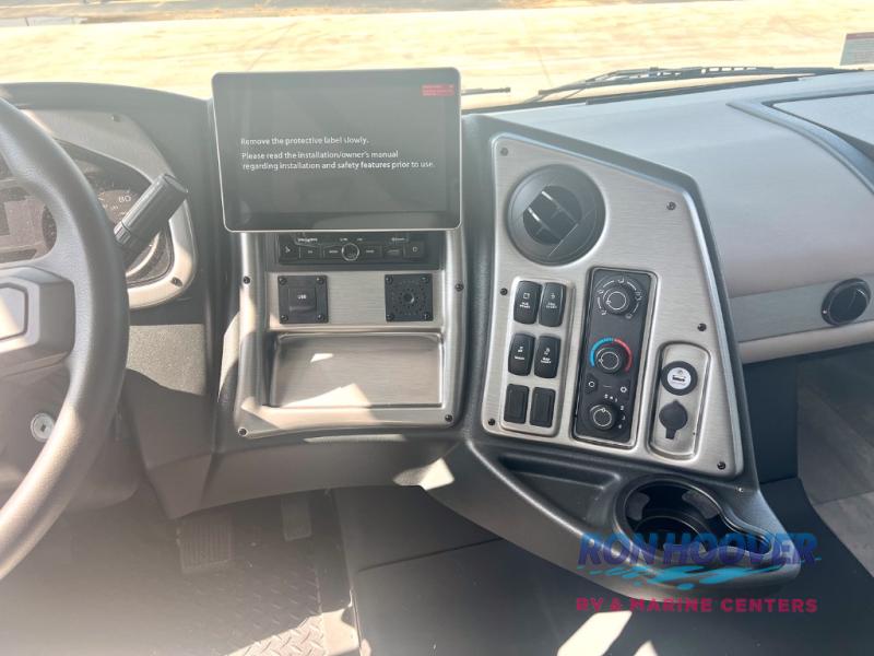 2024 COACHMEN 31TS - Image 17