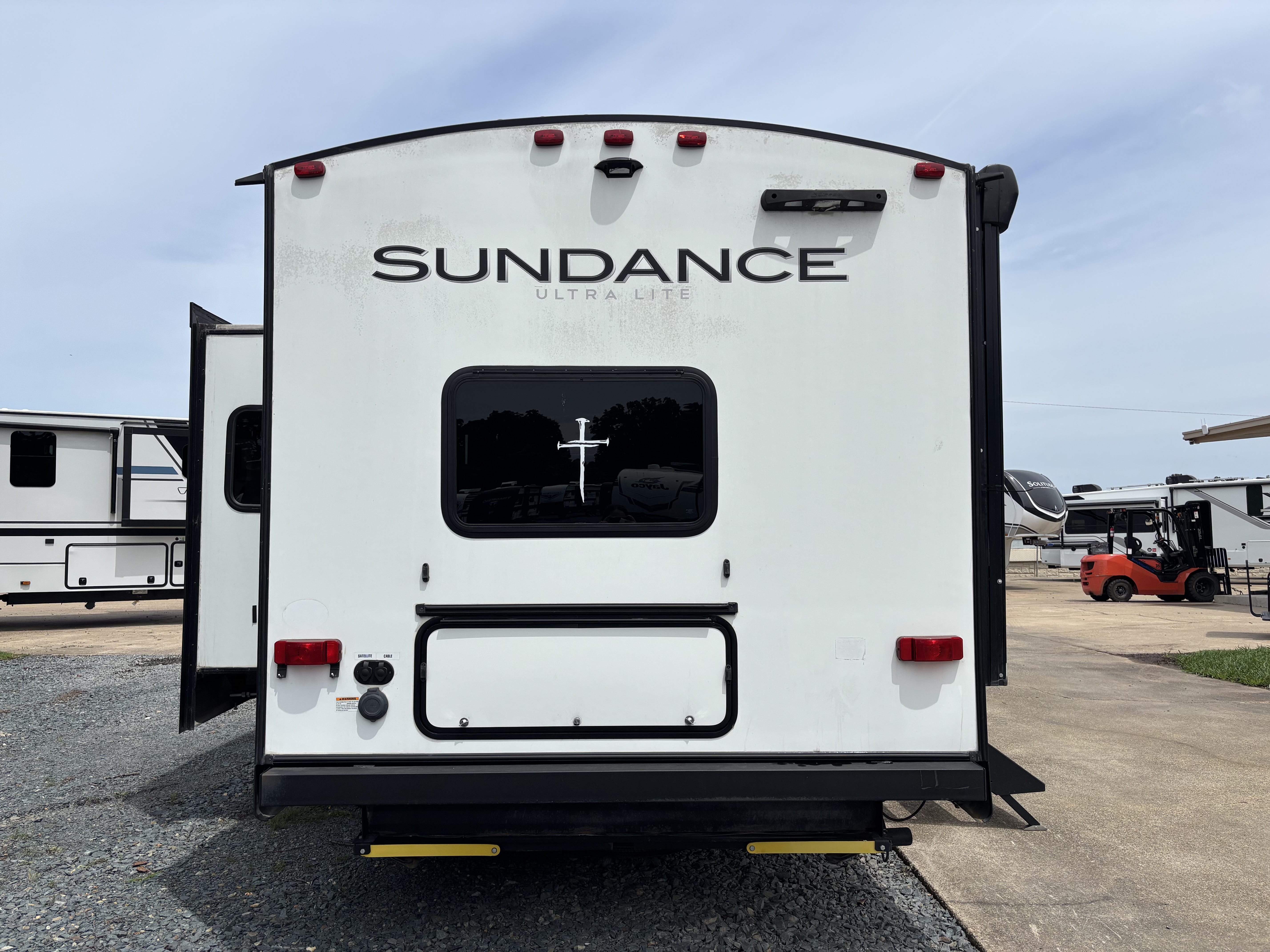 2022 Heartland Sundance Ultra-Lite SDTT 301 BH - Image 7