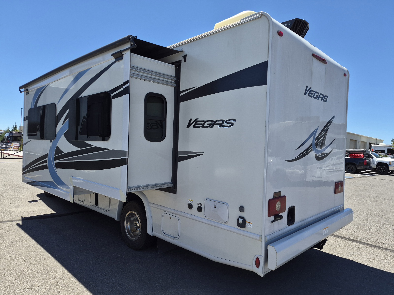 2023 Thor Motor Coach Vegas 24.4 - Image 3