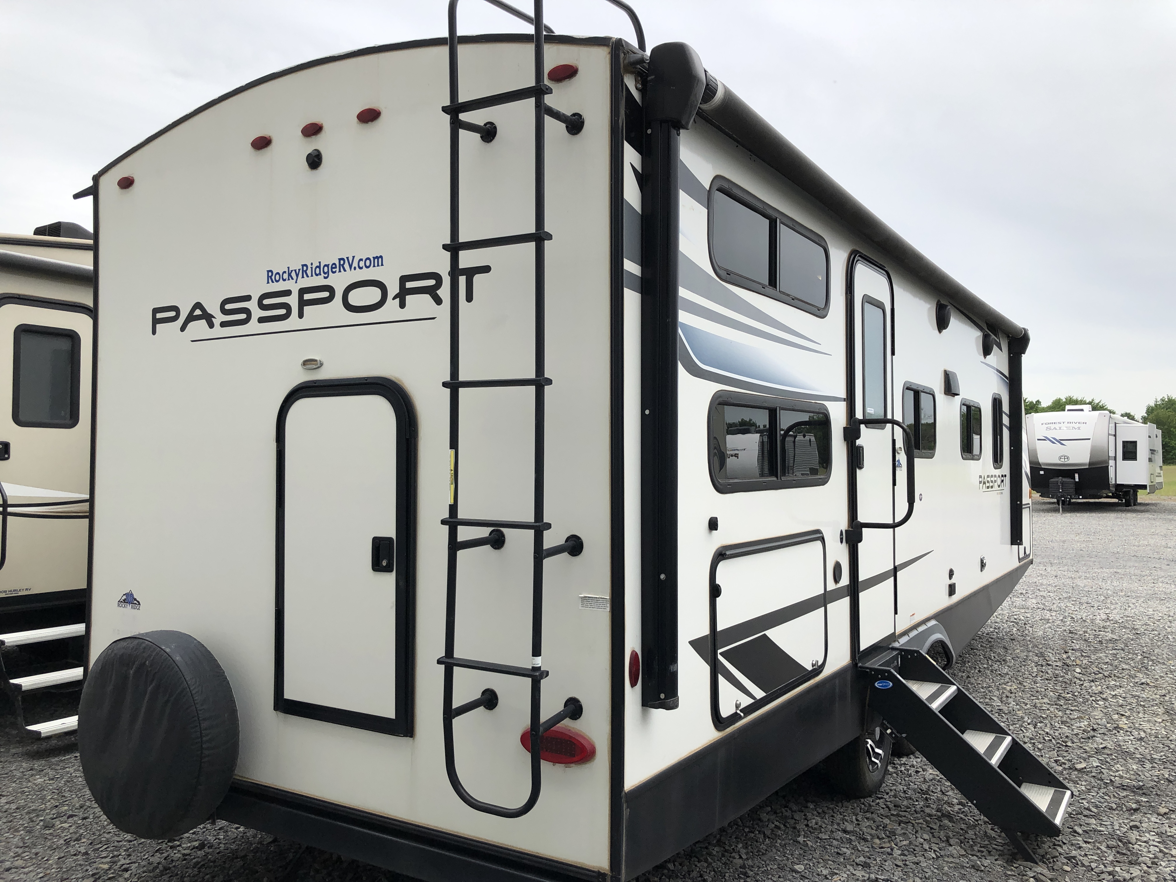 2022 Keystone Passport Grand Touring East 2401BH GT - Image 6