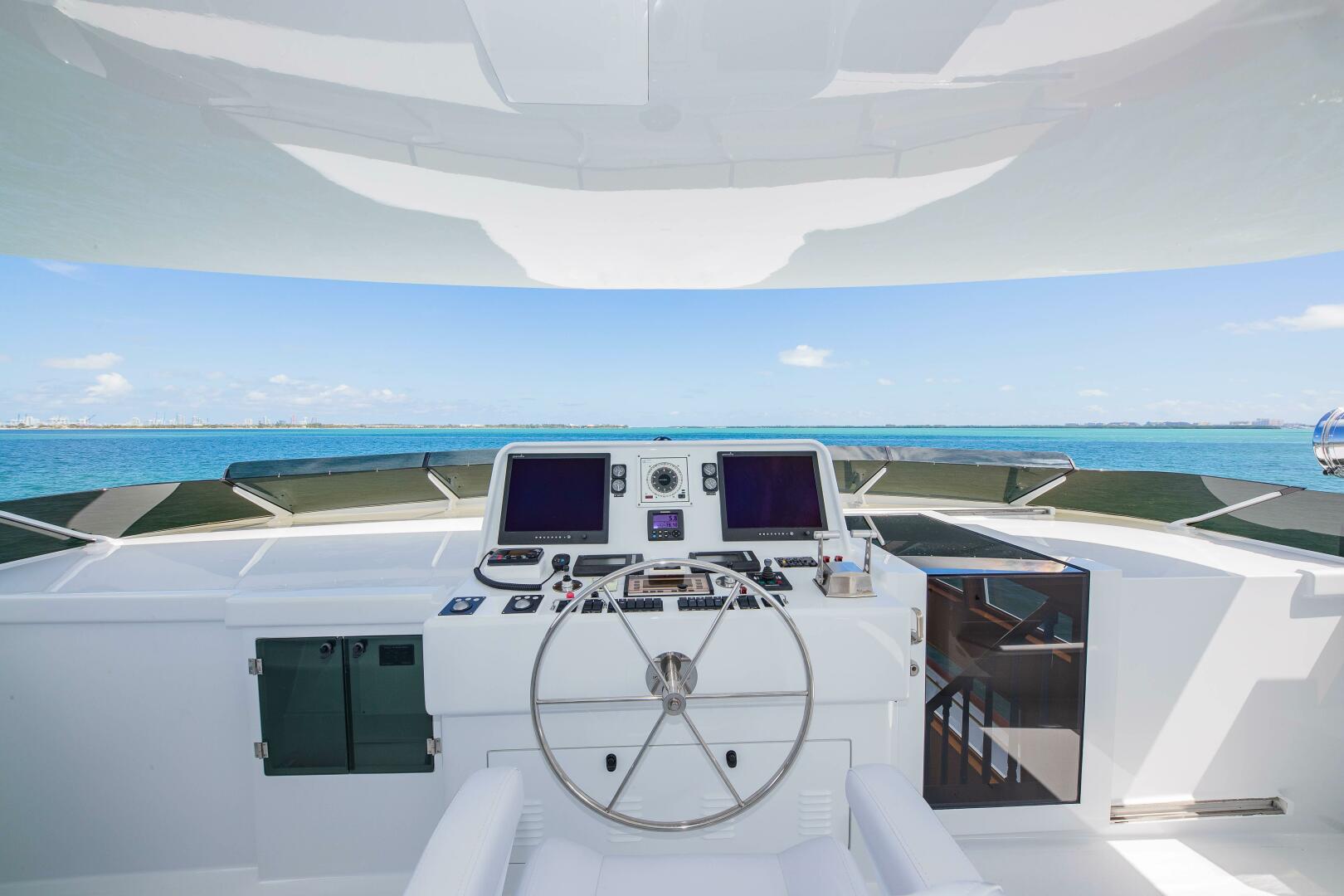 1998 Burger Raised Pilothouse - Image 44