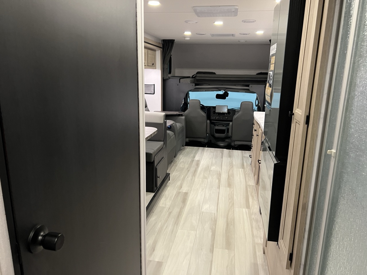 2026 Forest River Sunseeker 3010DSF - Image 19