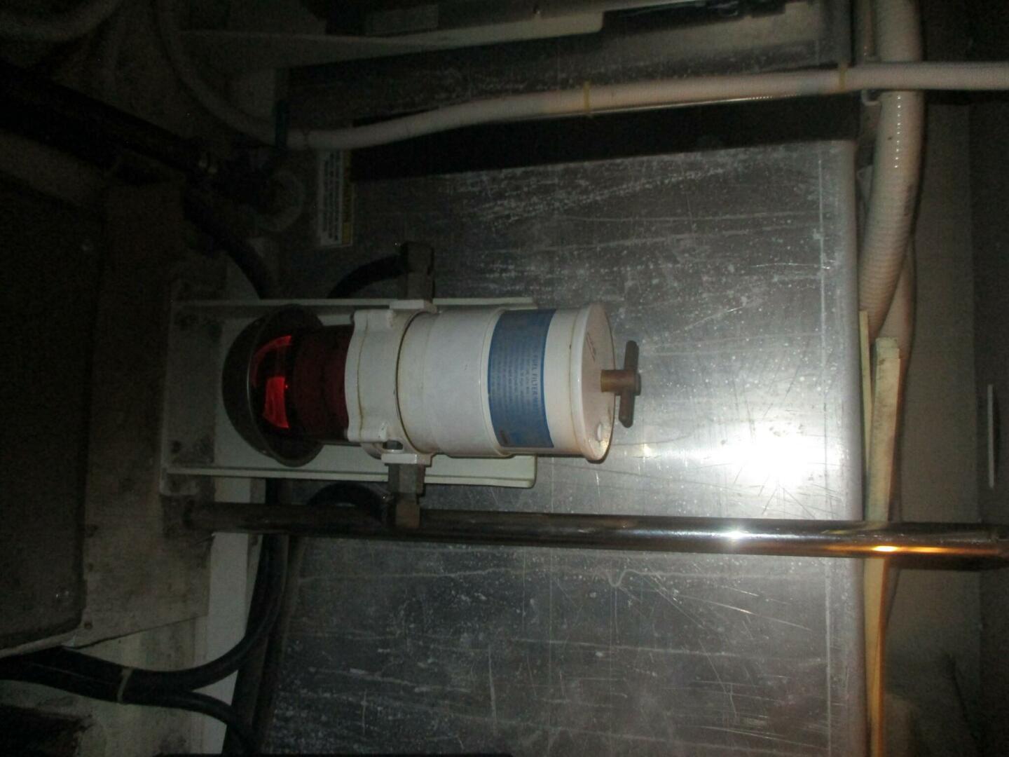 2006 Carver - Image 63