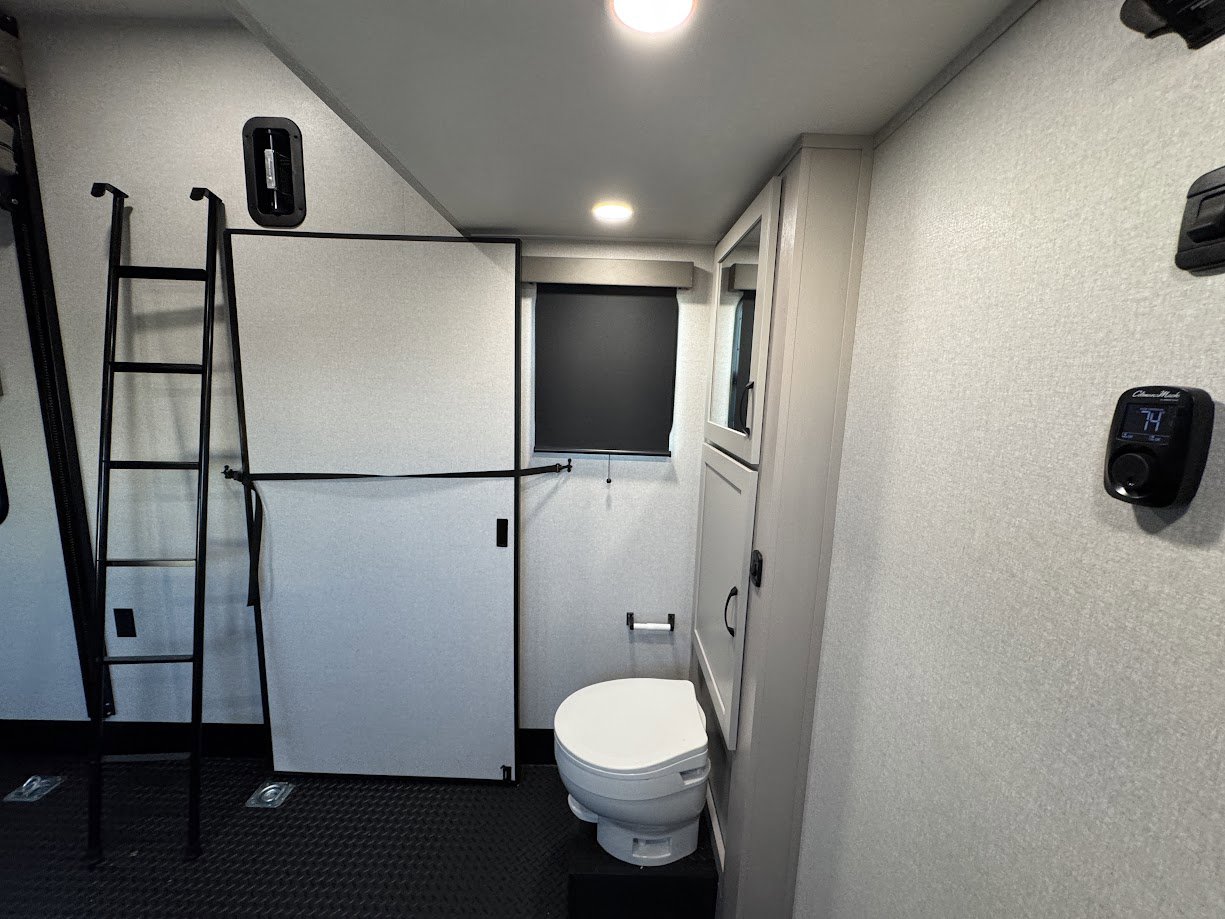 2026 JAYCO SEISMIC 399 - Image 42