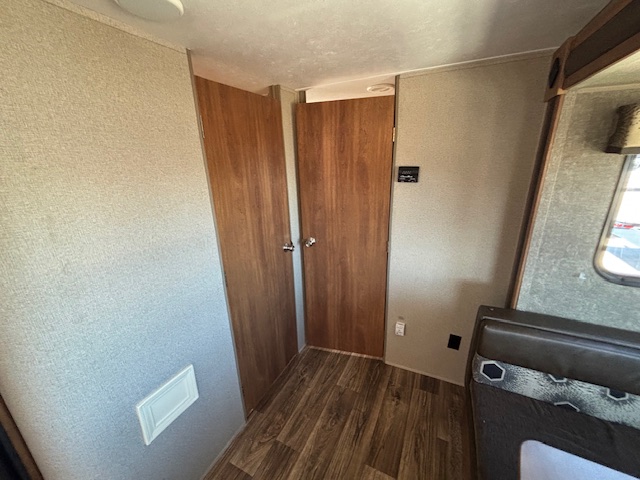 2018 SPRINGDALE SUMMERLAND 2960BH - Image 22