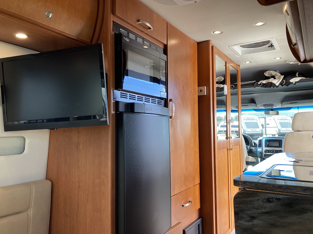 2014 Leisure Travel Free Spirit FS22 - Image 18