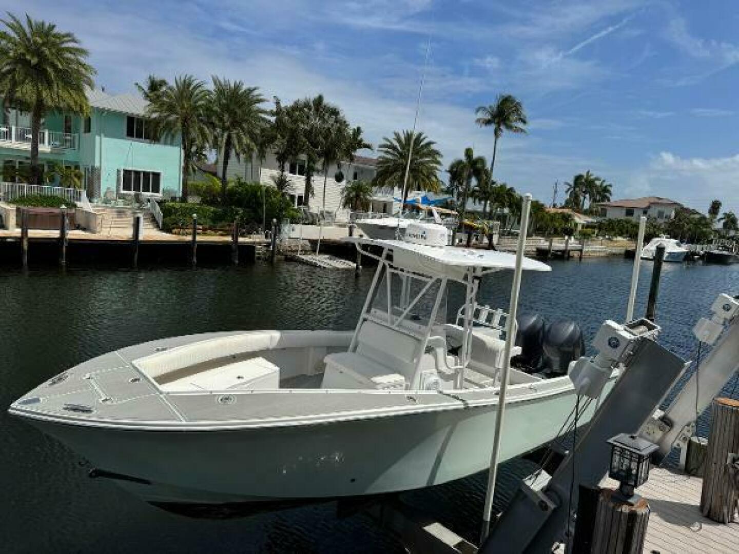 2005 Regulator 23 Center Console - Image 5