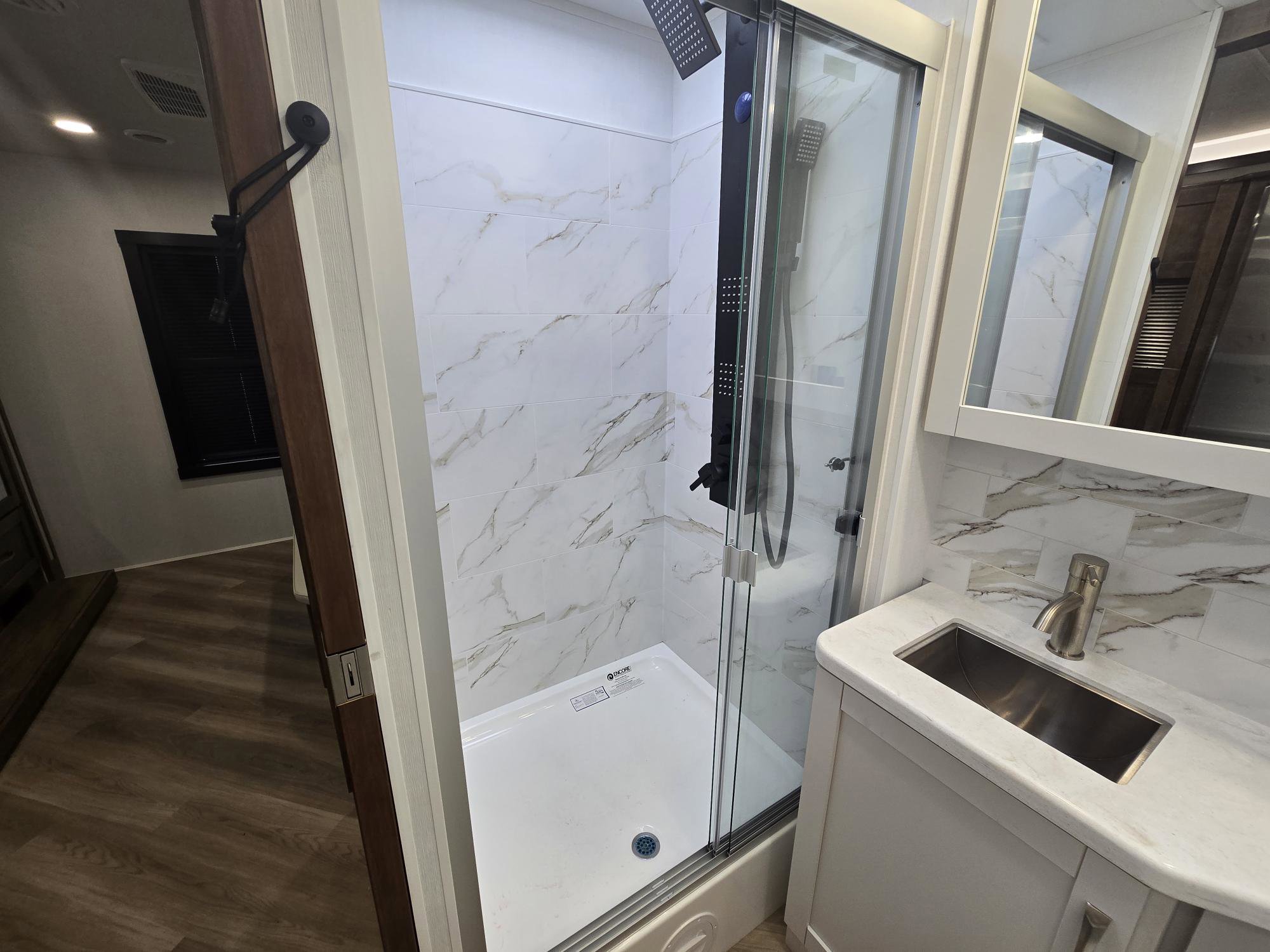 2026 JAYCO SENECA 37M - Image 24