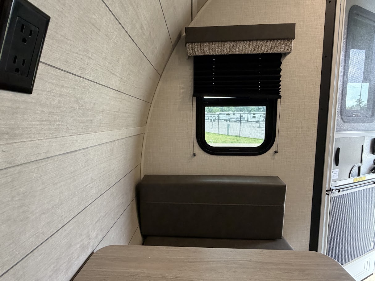 2026 VENTURE RV SIENNA 140VFD - Image 11