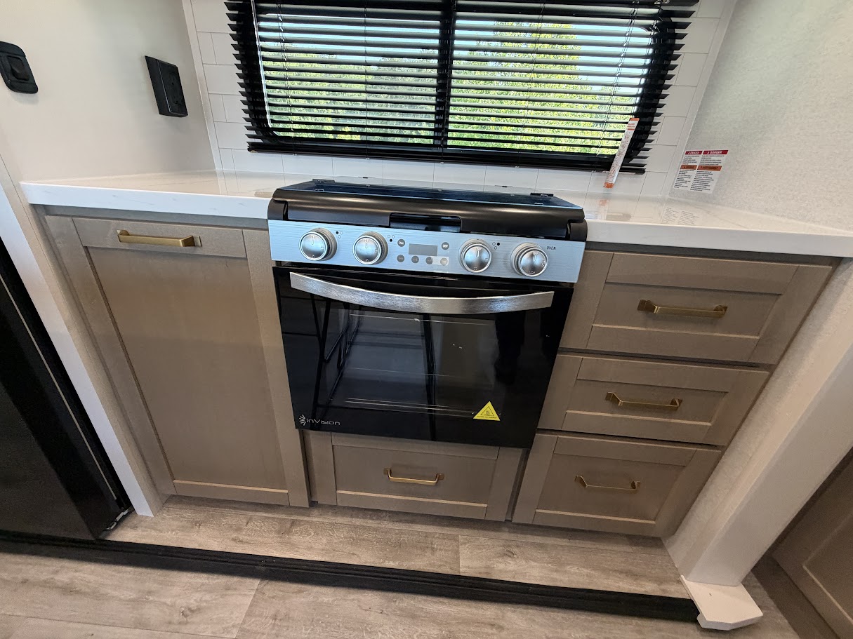 2027 JAYCO EAGLE 367TBTS - Image 21