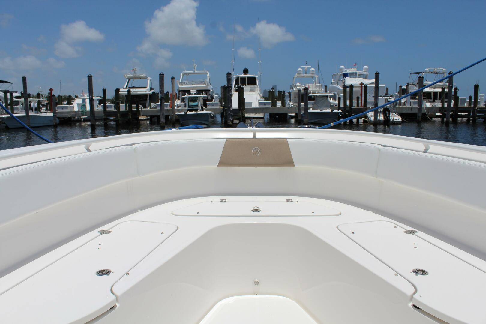 2016 Edgewater 370 - Image 8