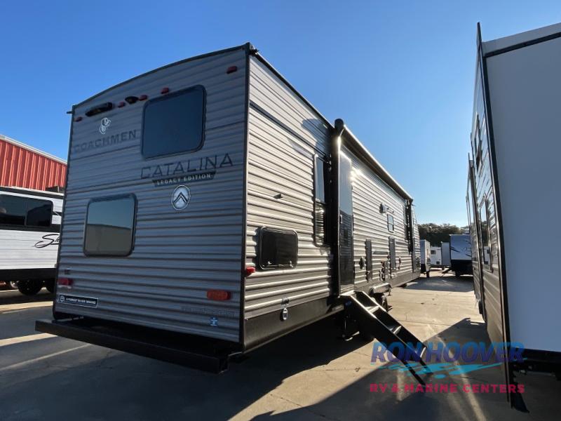 2026 COACHMEN 333DORM - Image 6