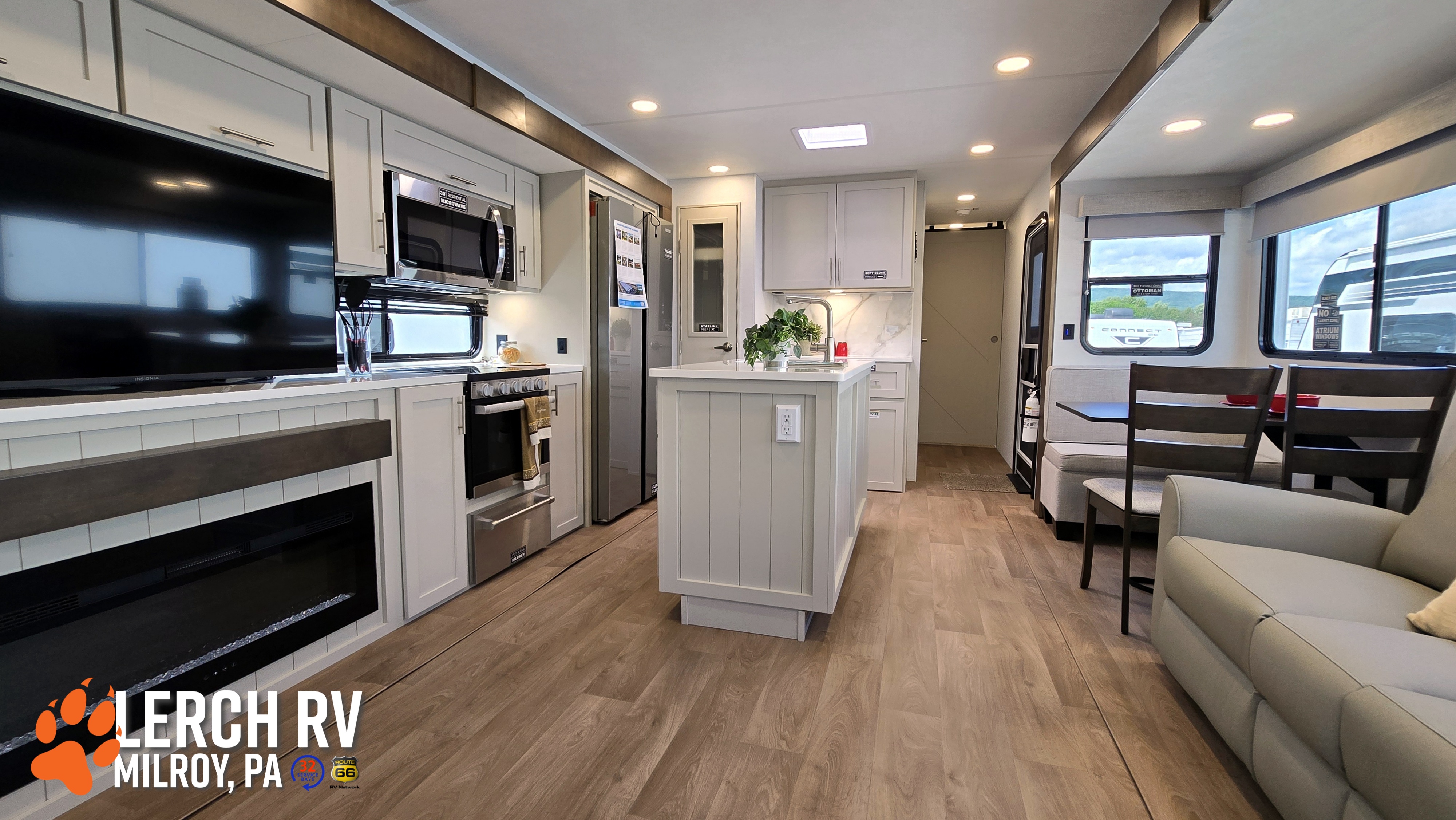 2027 Alliance RV Avenue 298RL - Image 19