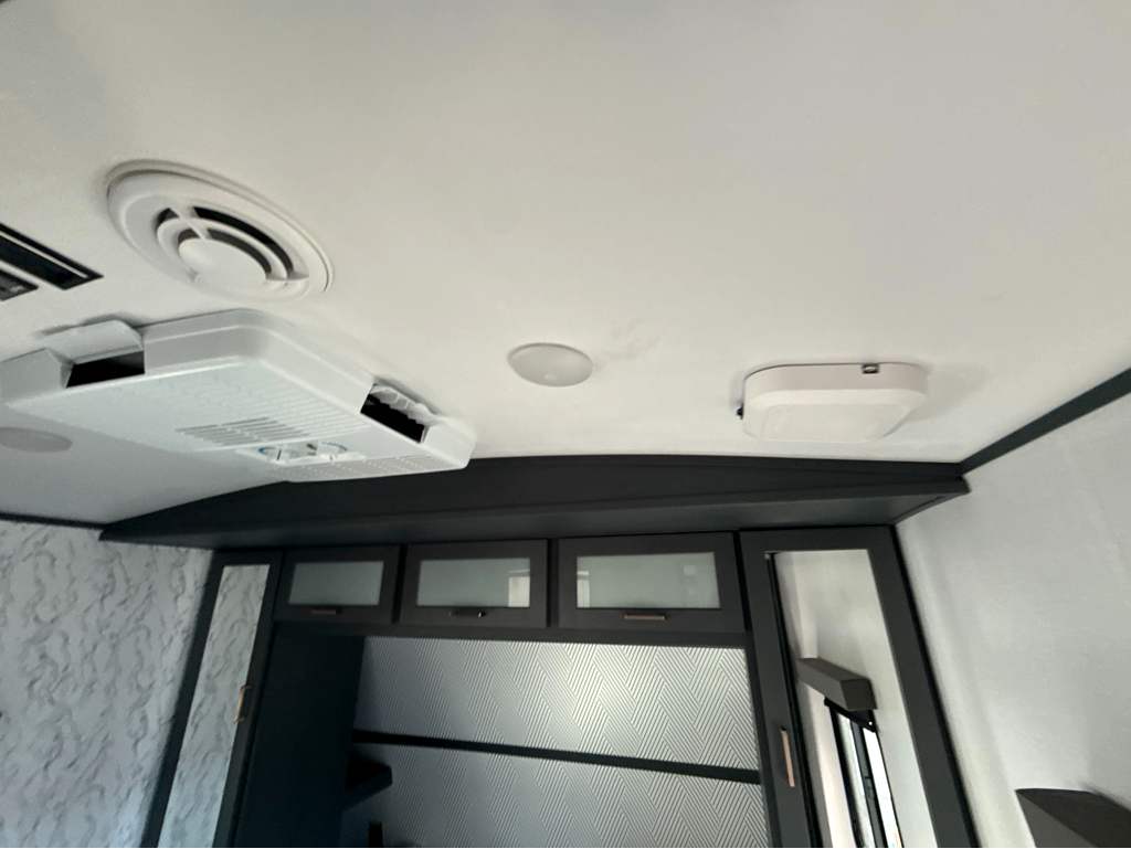 2022 KEYSTONE BULLET 30RIPR - Image 22