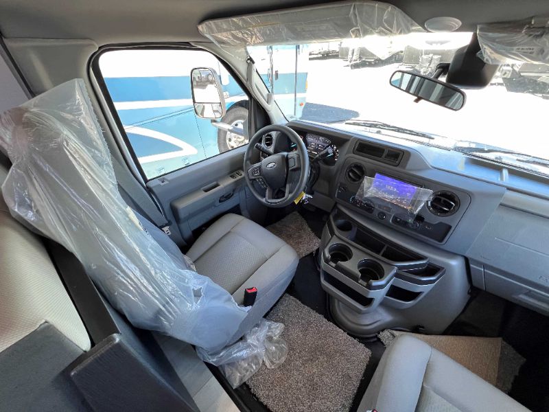 2026 Forest River Sunseeker LE 2950LE - Image 7