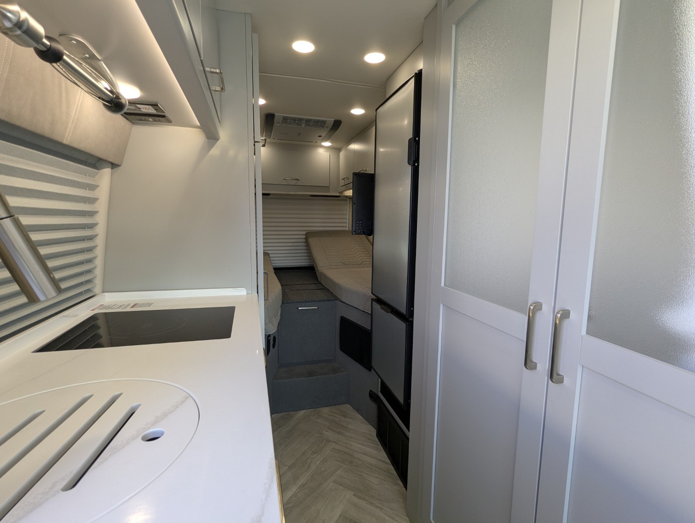 2025 Coachmen Galleria Li3 24A - Image 14