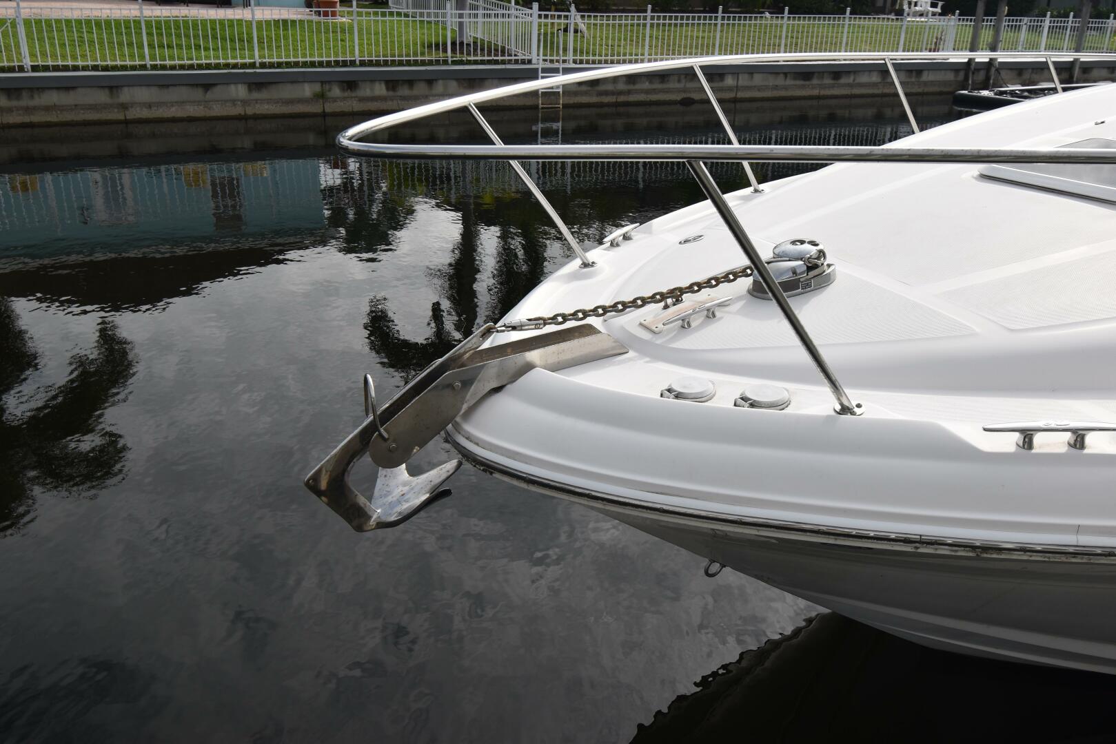 2006 Sea Ray 320 Sundancer - Image 3