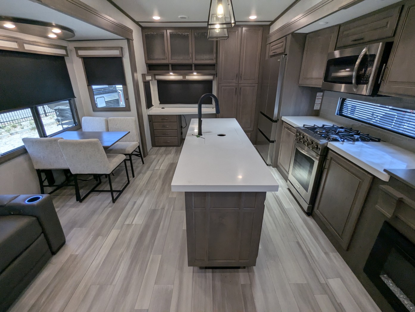 2023 Grand Design Solitude 345GK - Image 29