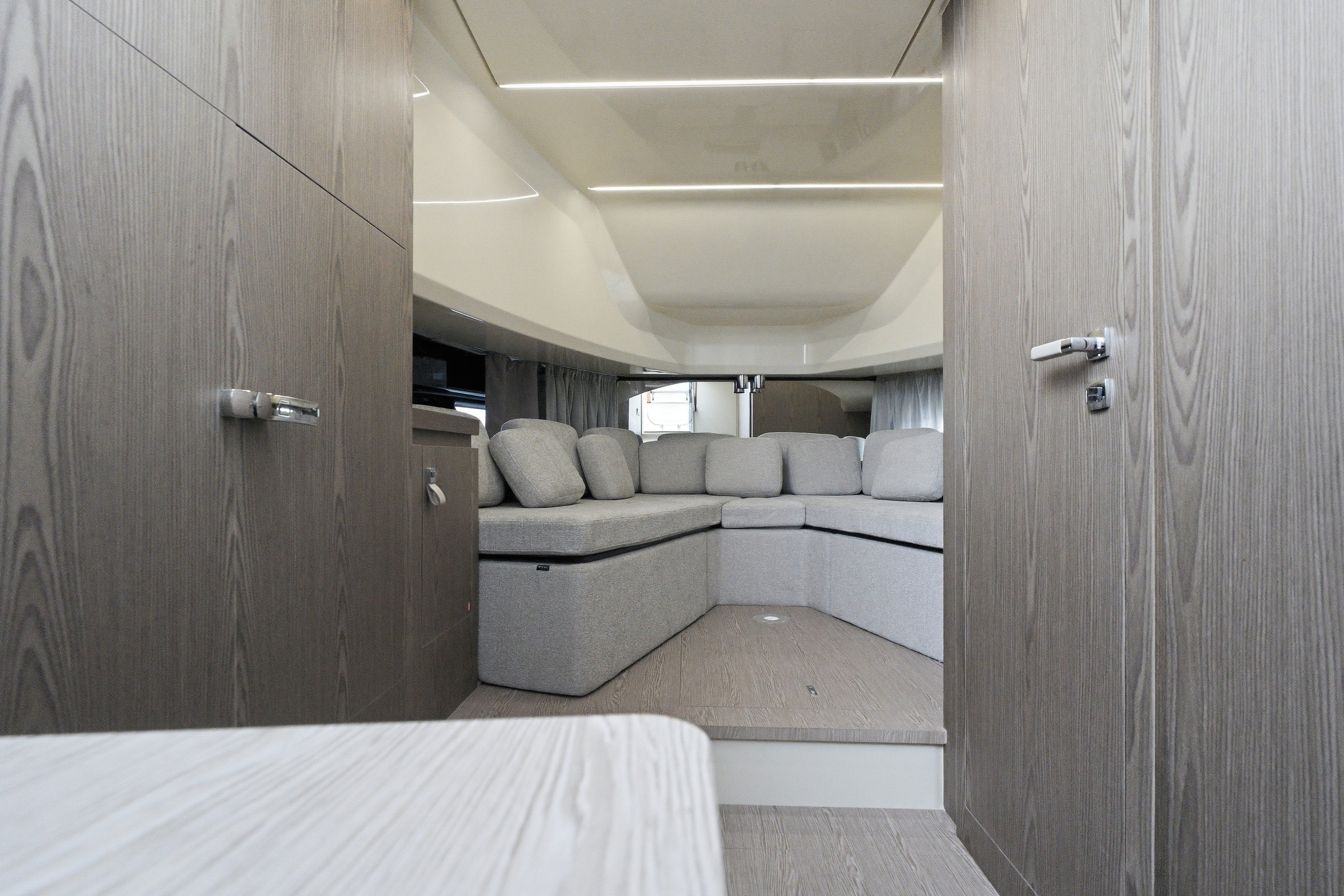 2025 Invictus TT430S - Image 79