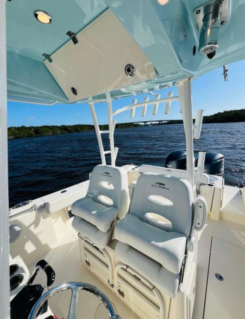 2021 Cobia 301 Center Console - Image 34