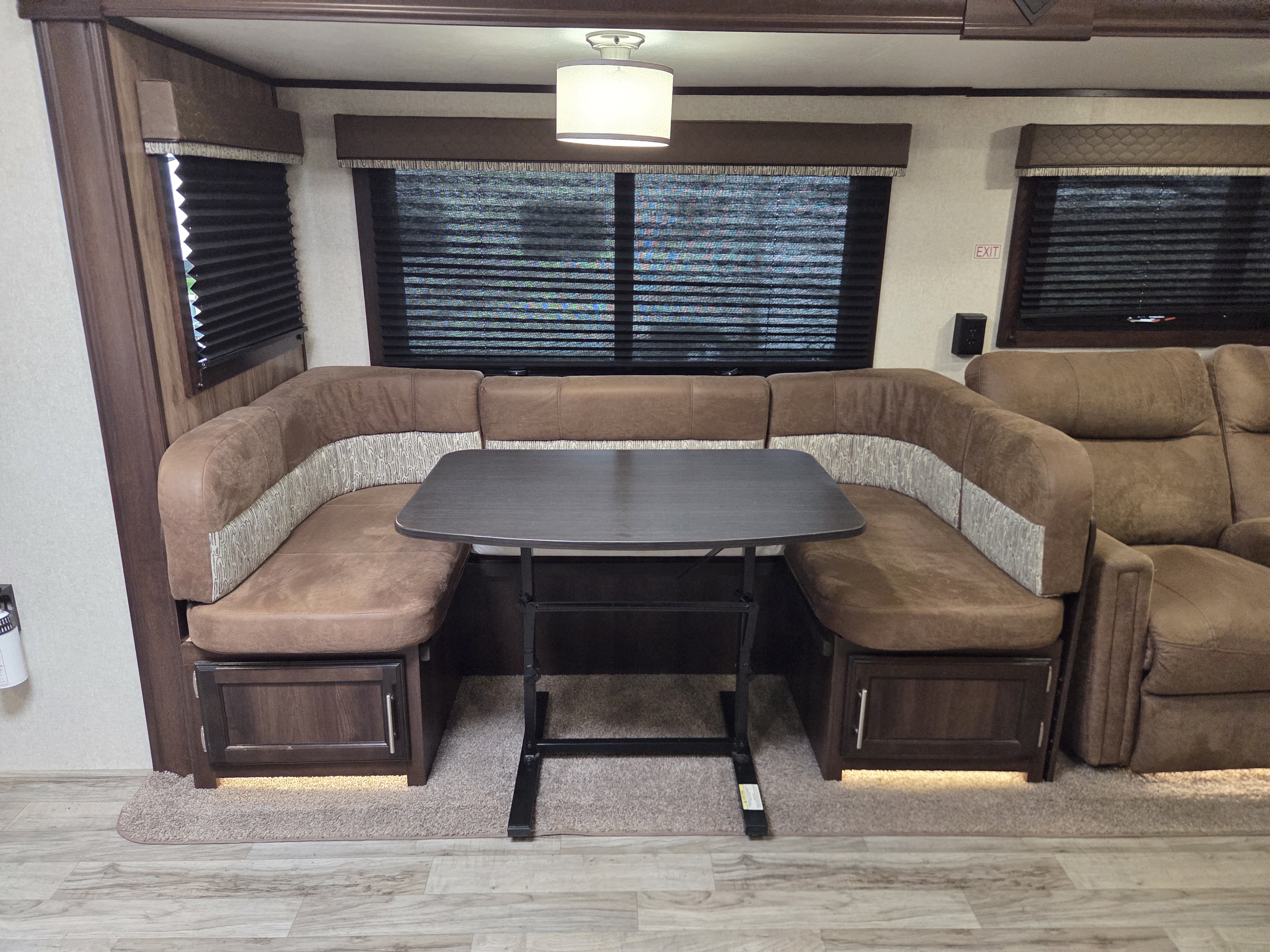 2018 Jayco White Hawk 31RL - Image 6