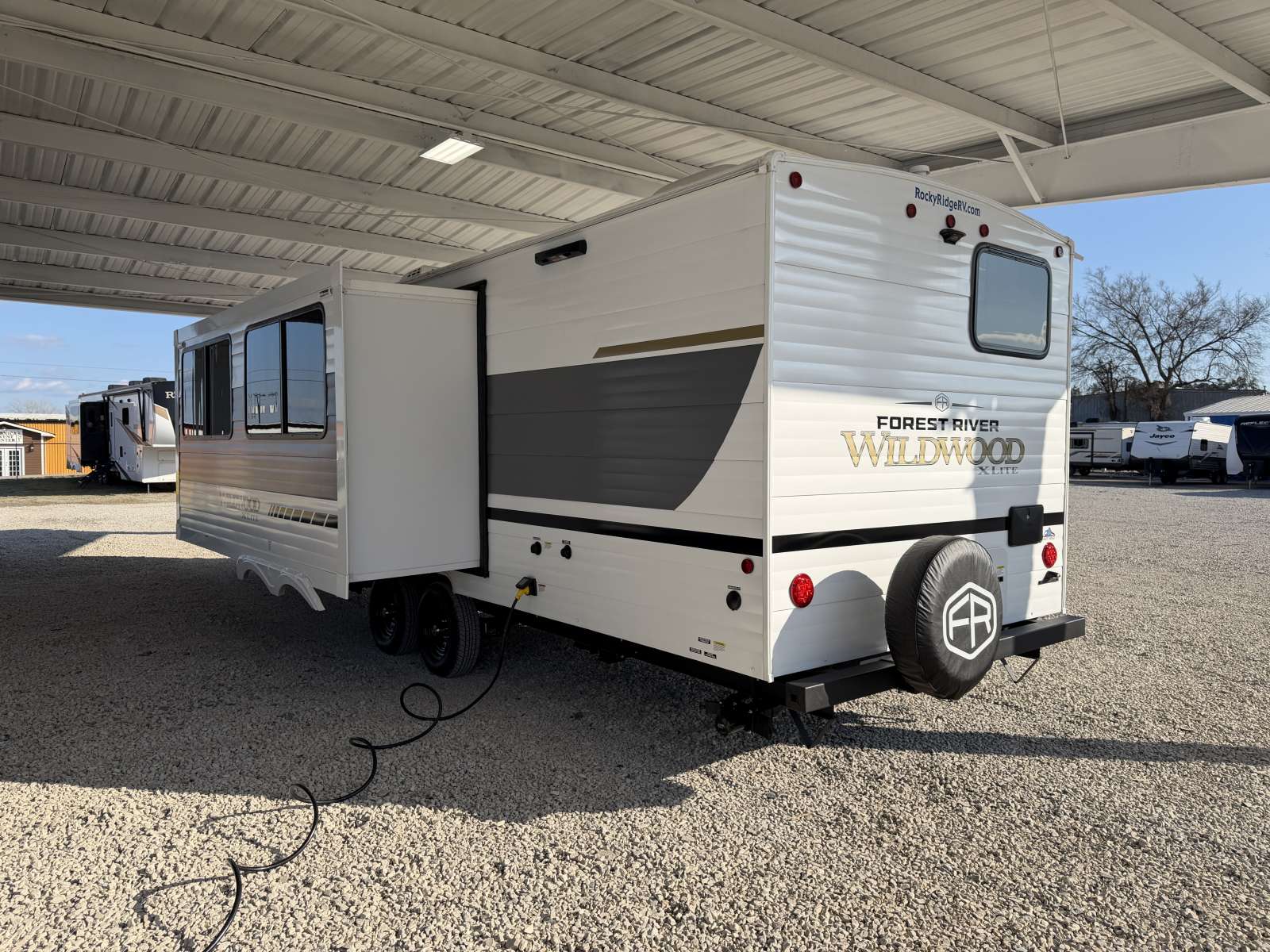 2026 Forest River Wildwood X-Lite 26ICE - Image 5