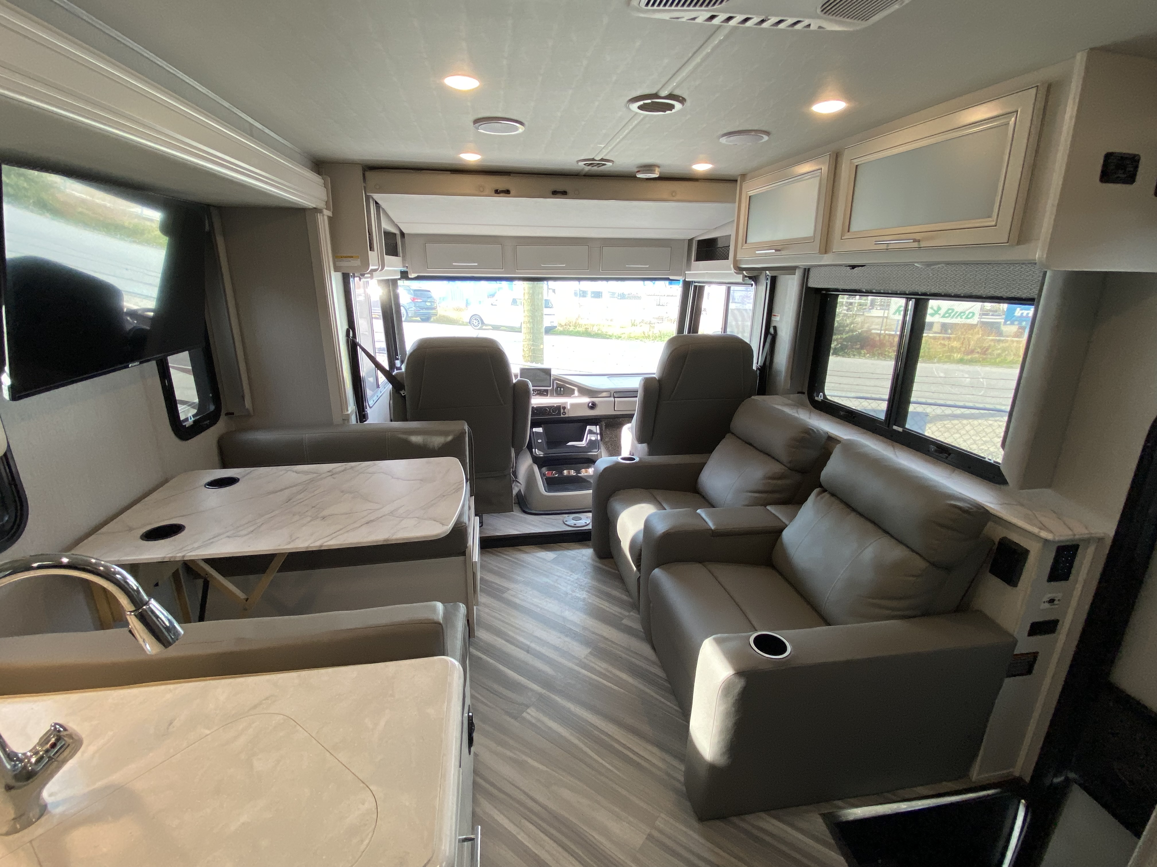 2023 Holiday Rambler Eclipse 32S - Image 3