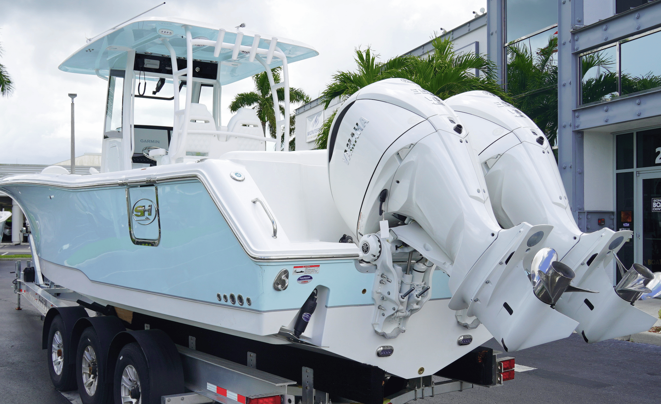 2027 SEA HUNT ULTRA 305SE - Image 15