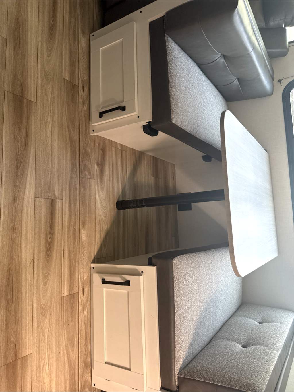 2027 VENTURE RV SIENNA 311VDB - Image 22