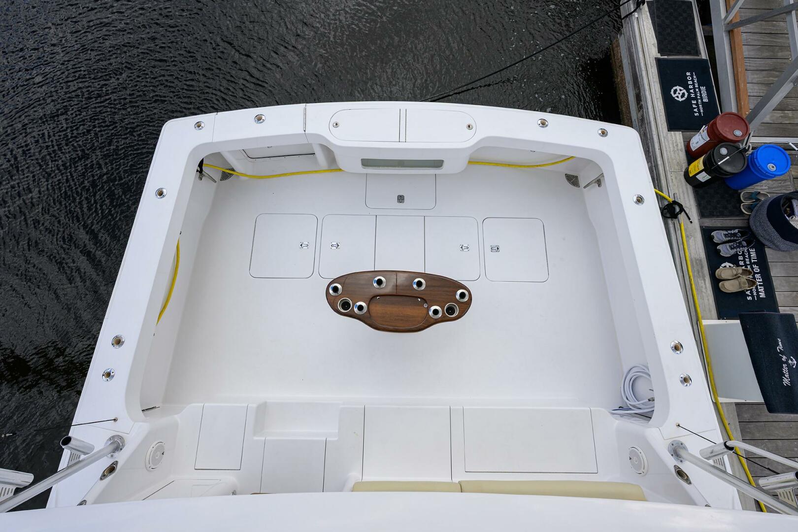 2004 Viking 56 Convertible - Image 27