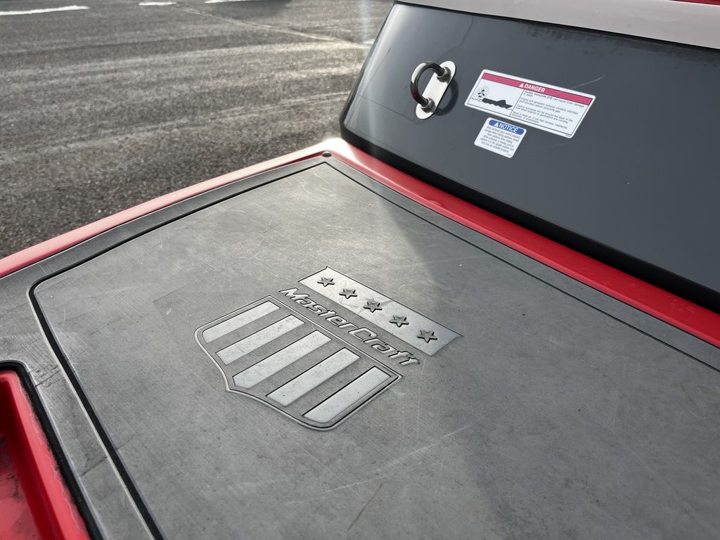 2016 MasterCraft X2 - Image 15
