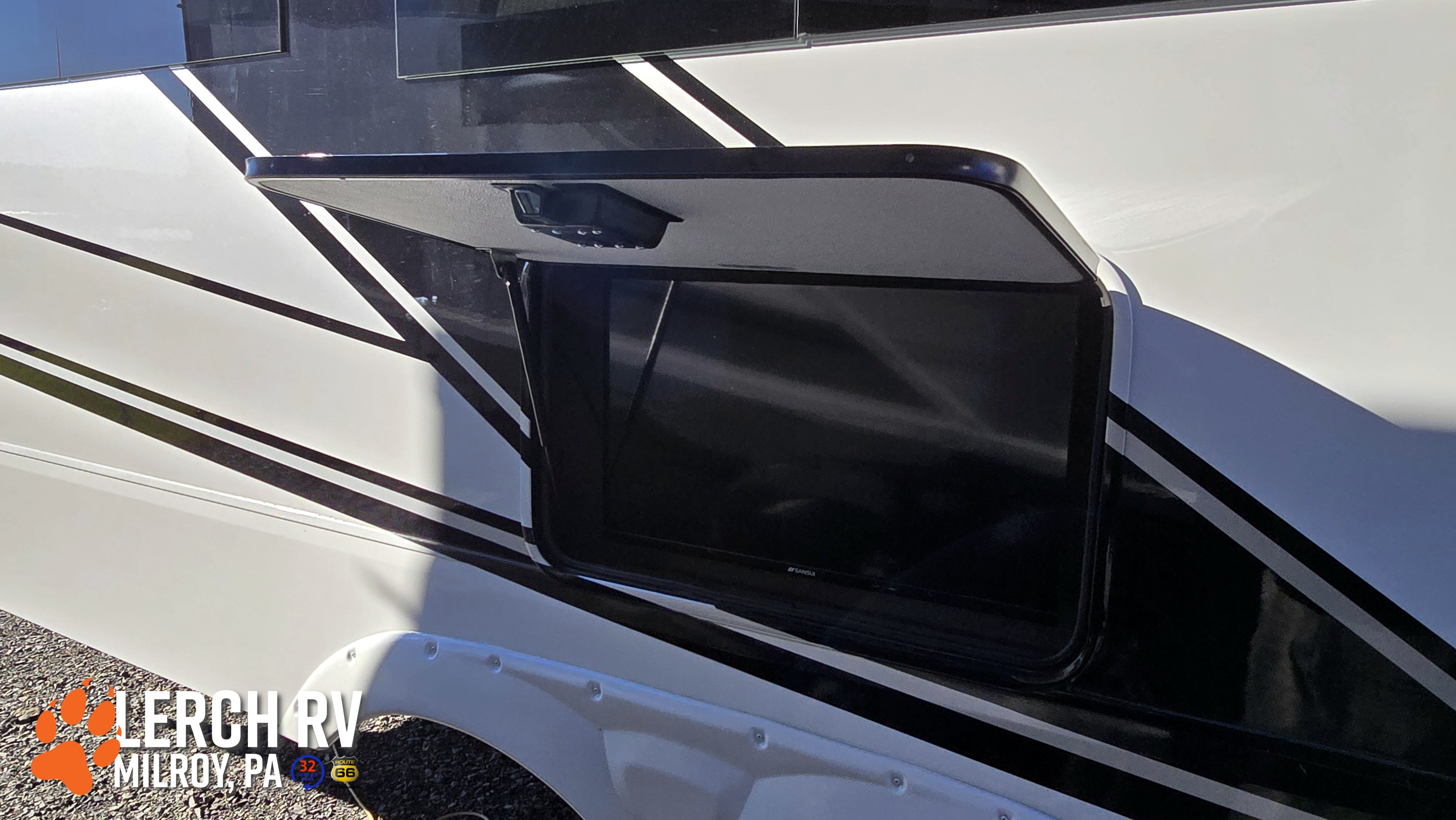 2027 KZ RV Durango Gold G390MLQ - Image 16