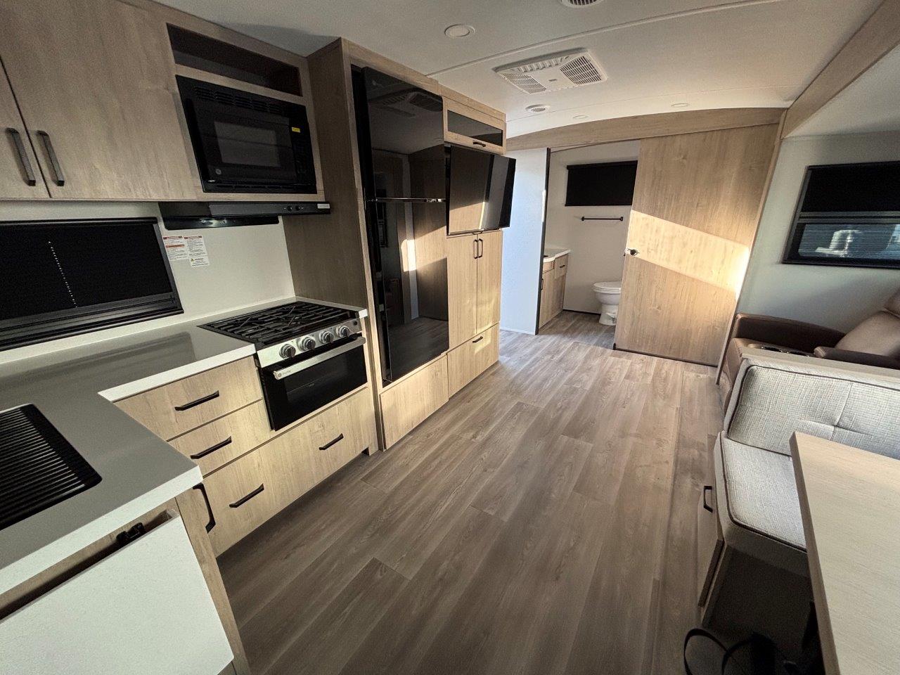 2027 Grand Design Imagine 2600RB - Image 11