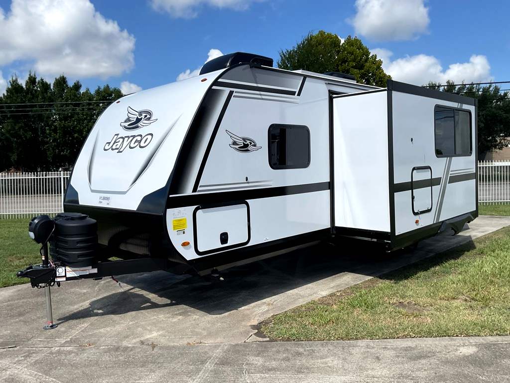 2027 JAYCO Jay Feather 25BH - Image 4
