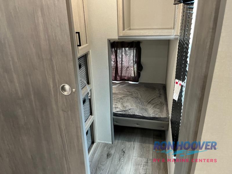 2026 COACHMEN 333DORM - Image 12