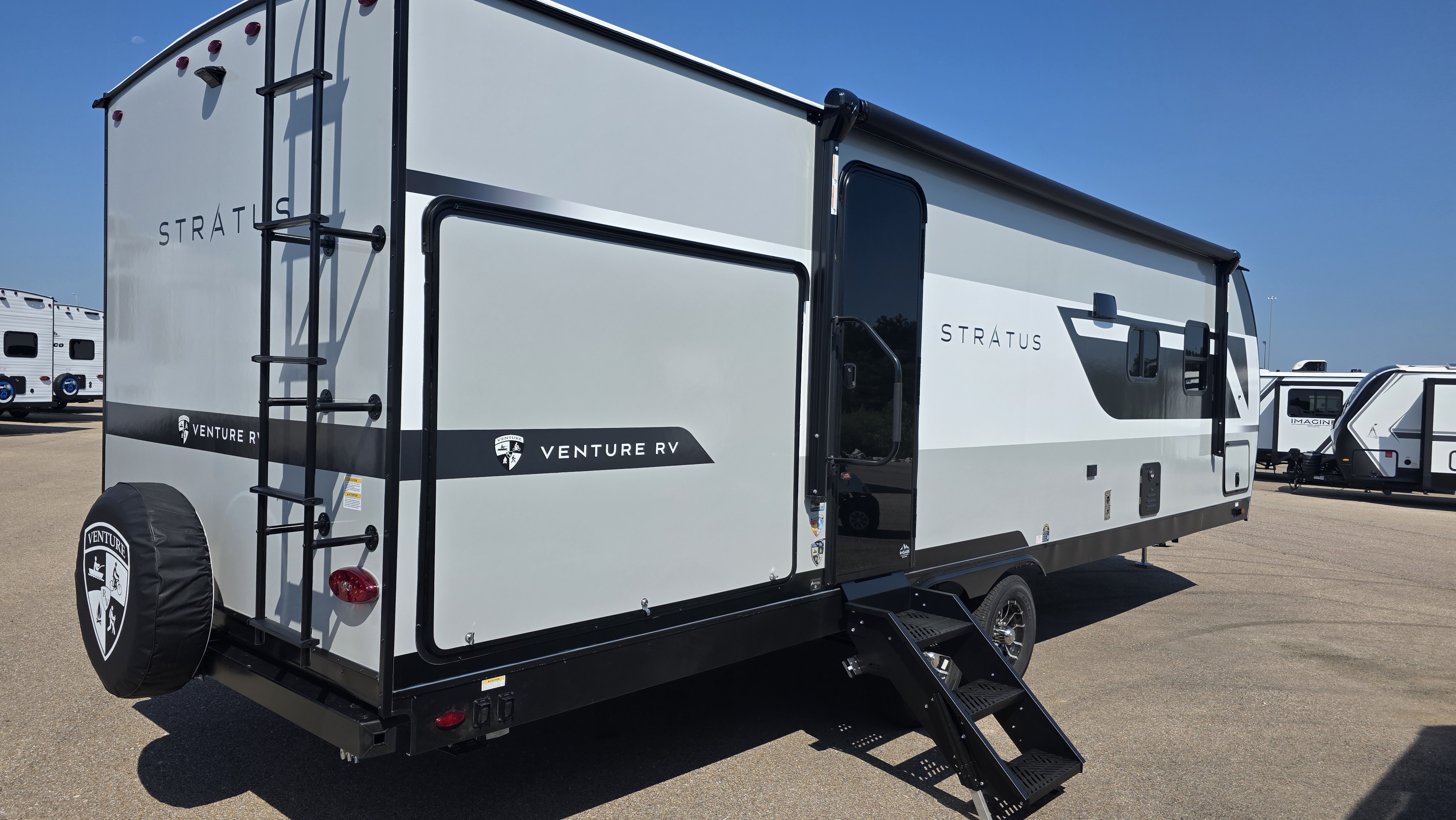 2027 VENTURE RV STRATUS 261VRB - Image 4