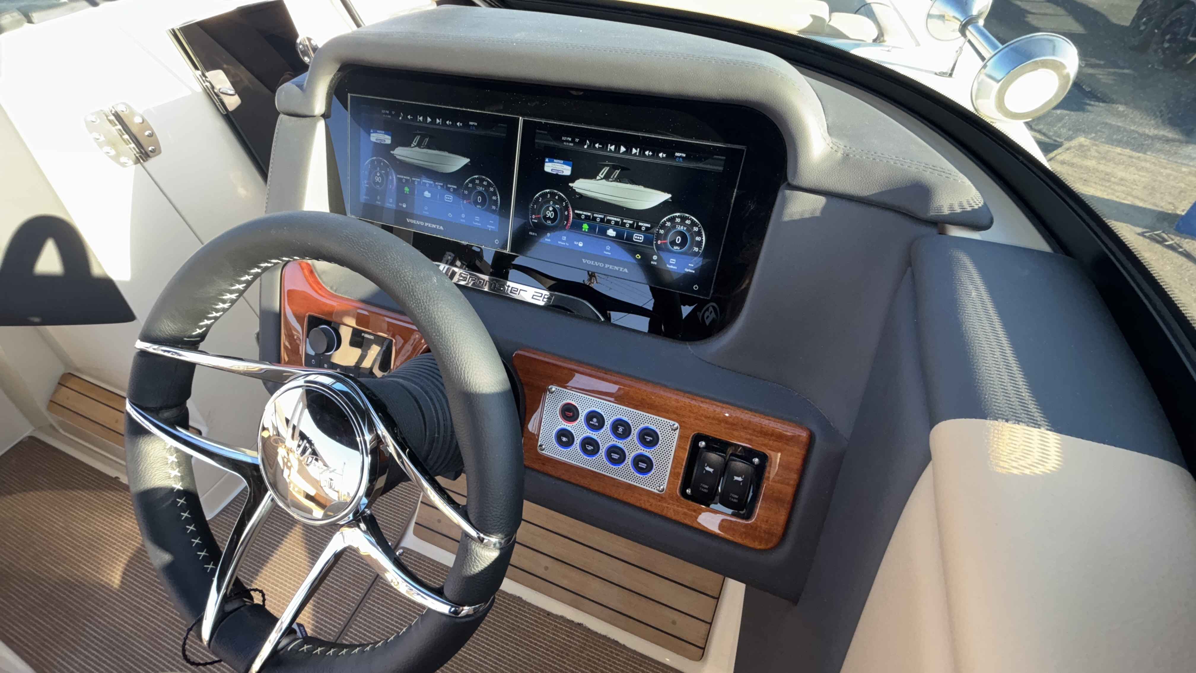 2026 Chris Craft SPORTSTER 28 Sterndrive - Image 26