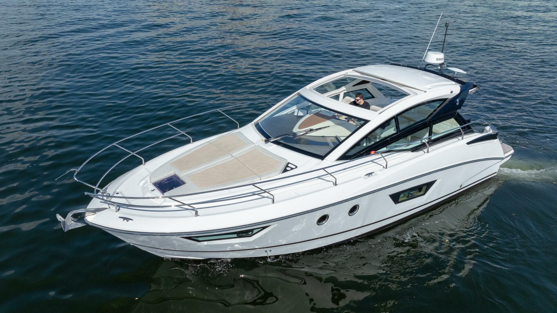 2017 Beneteau Gran Turismo 40 - Image 5
