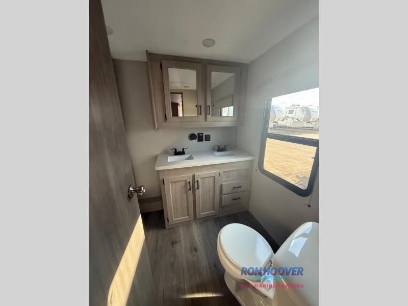 2026 COACHMEN 43CONDO - Image 21