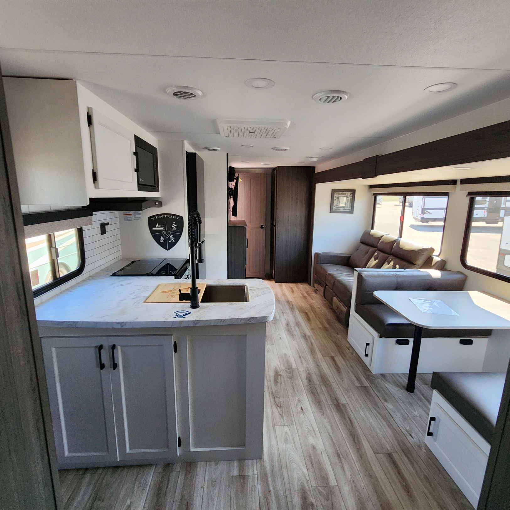 2026 VENTURE RV STRATUS 291VQB - Image 16