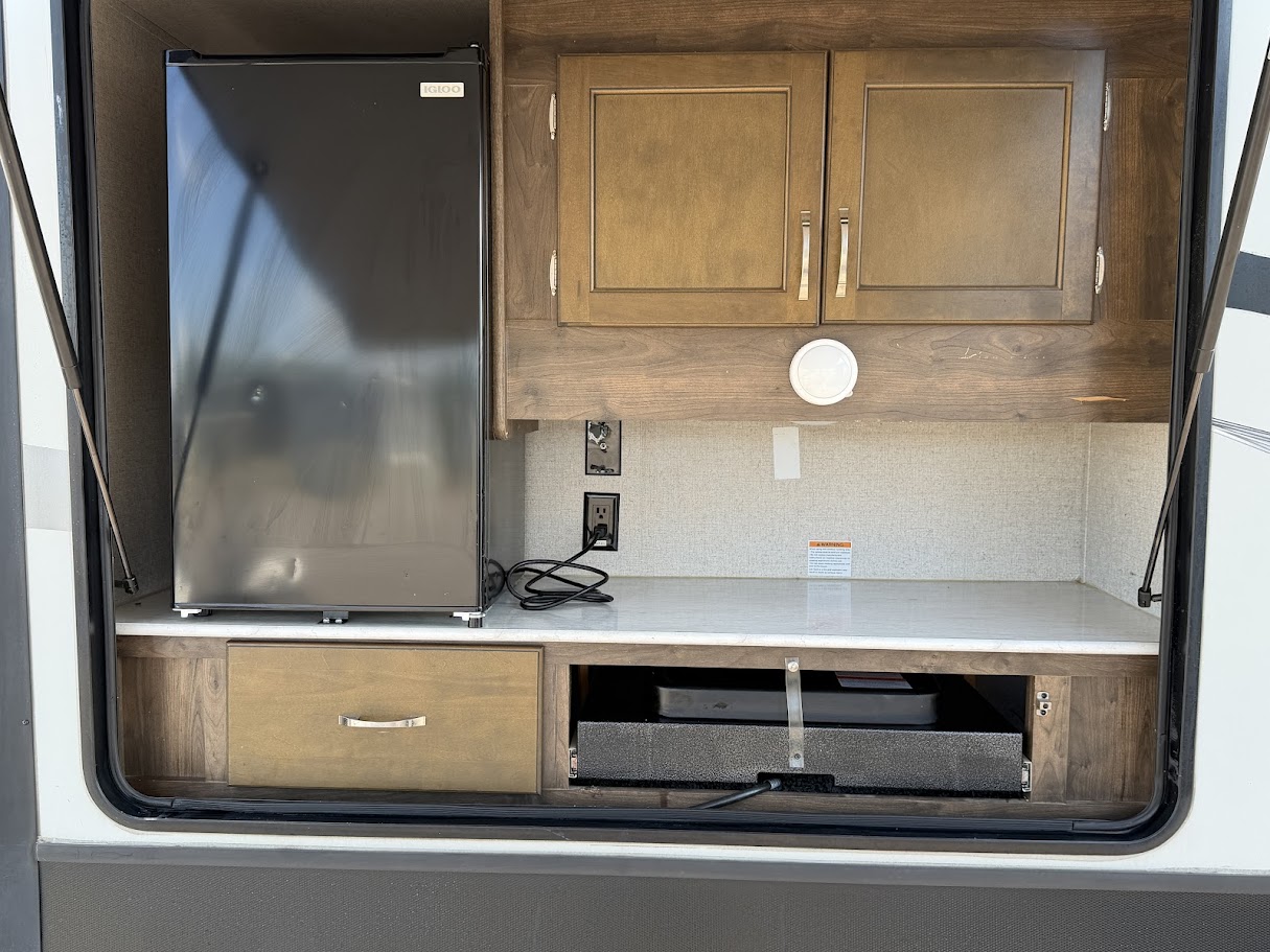 2019 DUTCHMEN AEROLITE 3303RL - Image 5