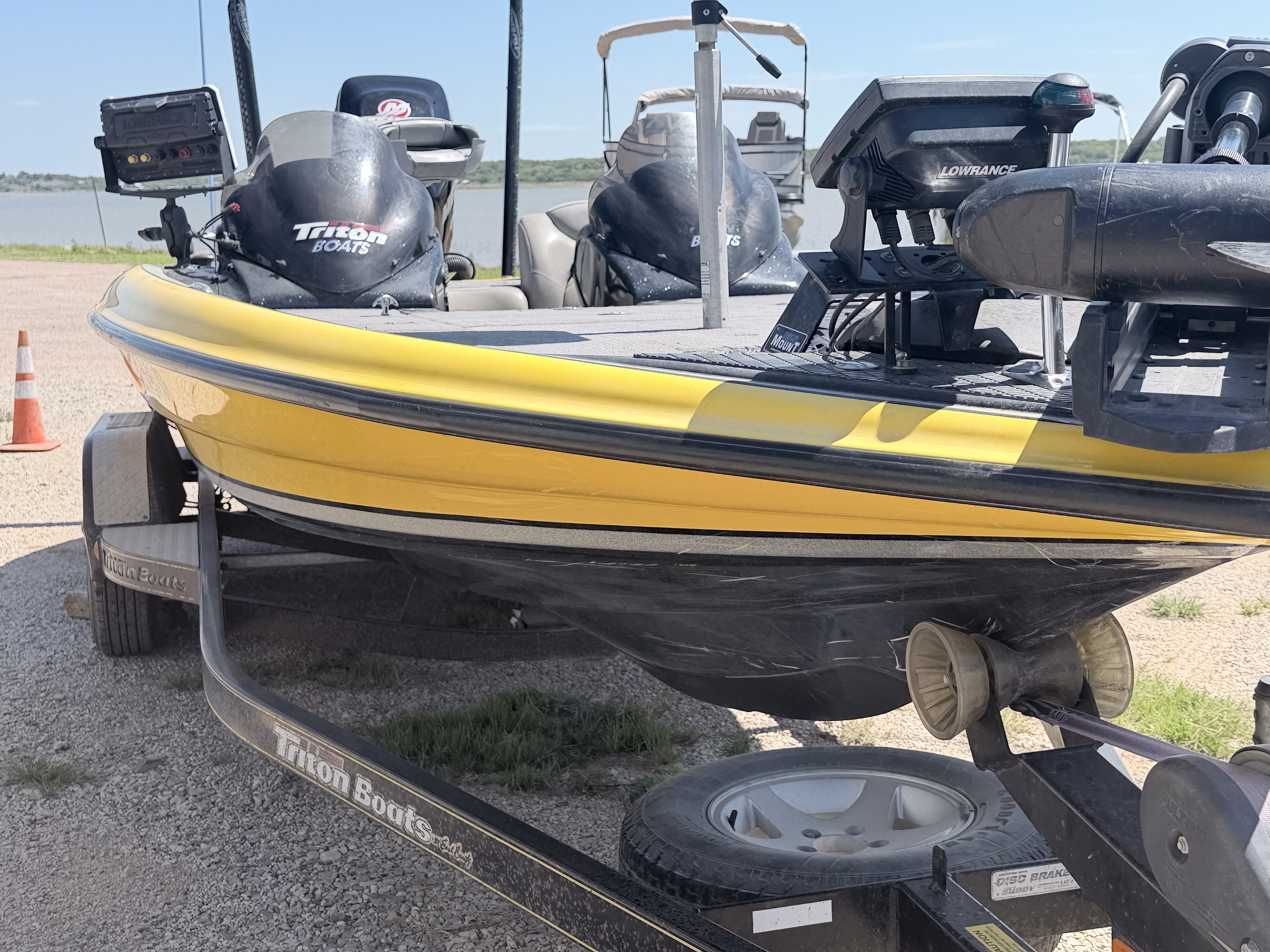 2005 TRITON 2018 TR21X DC - Image 3