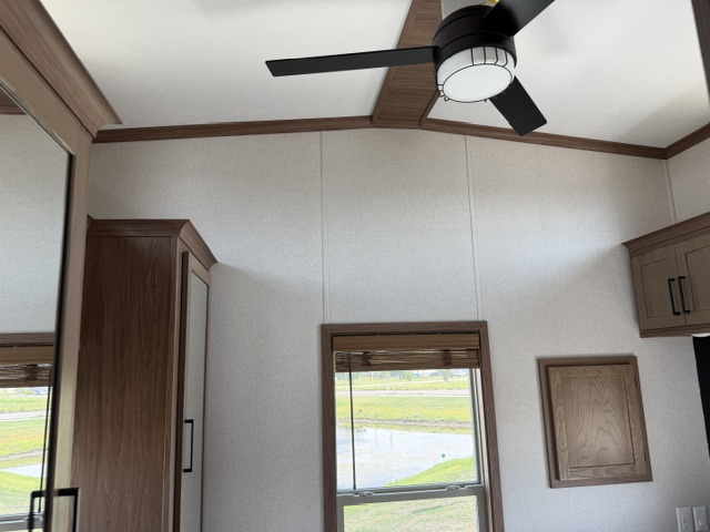 2027 KROPF LAKESIDE 8182WD - Image 29