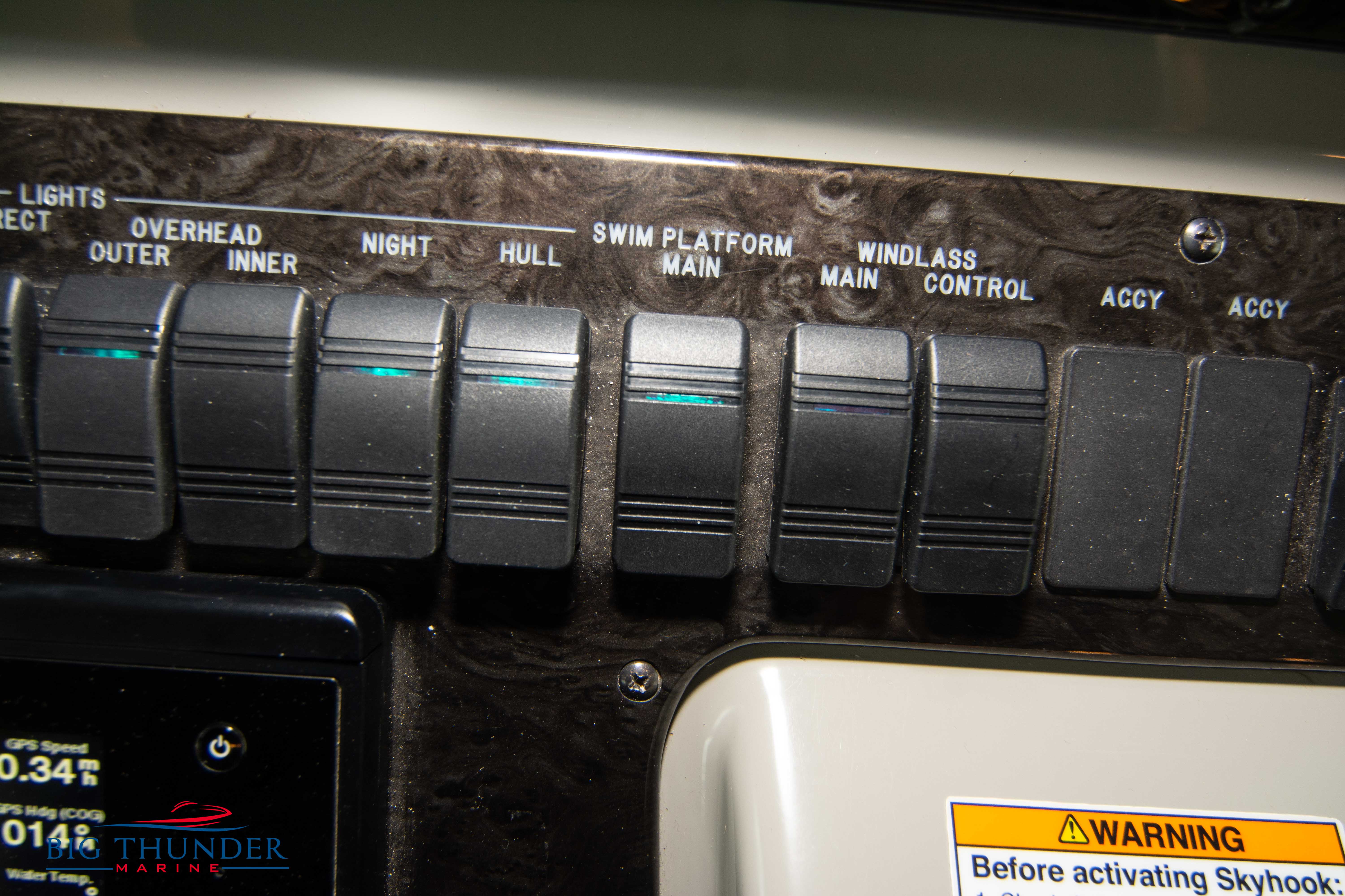 2013 Sea Ray 540 Sundancer - Image 63