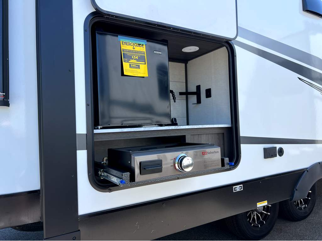 2026 VENTURE RV SPORTTREK 312VIK - Image 5